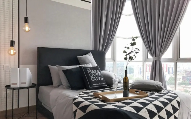 Boulevard Service Apartment KL by Airhost