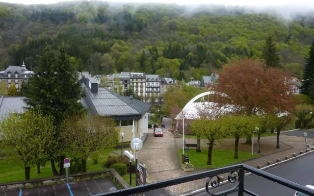 Appartement Mont-Dore, 3 pièces, 6 personnes - FR-1-608-12