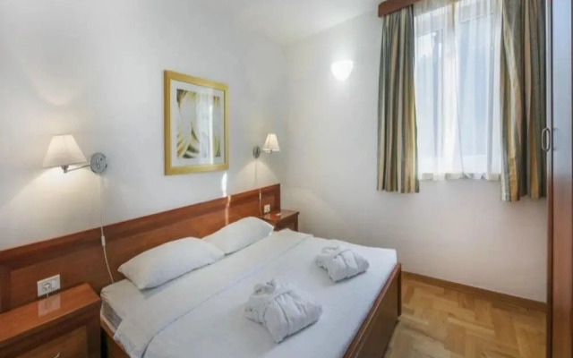 Apartment in Veli Losinj by the Sea