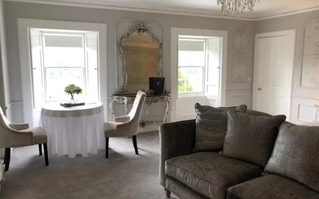 Branxholme Castle (Bed & Breakfast)