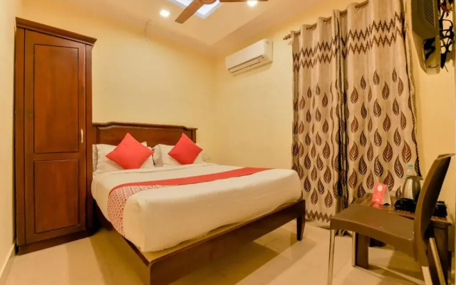 Malabar Plaza Residency by OYO