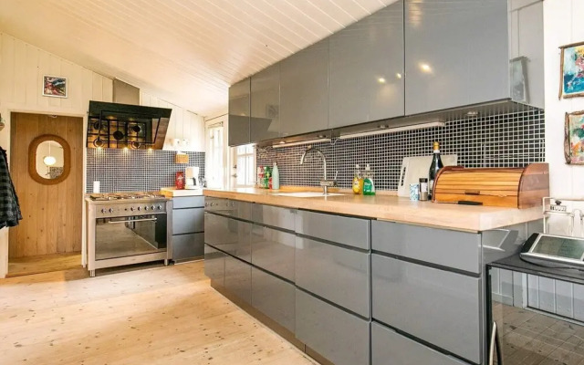 6 Person Holiday Home in Jerup