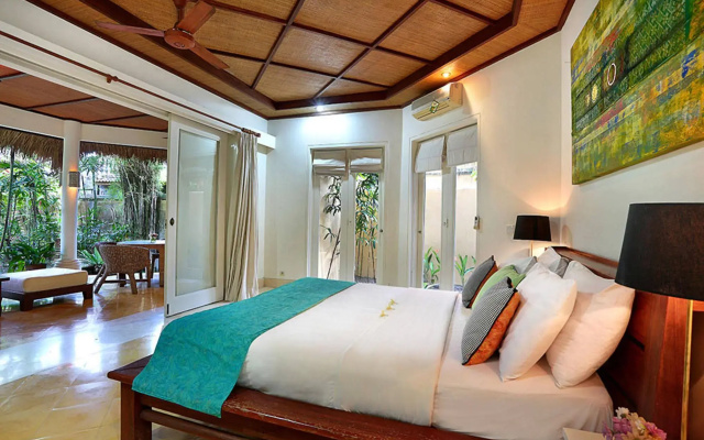 Gajah Biru Bungalows Hotel