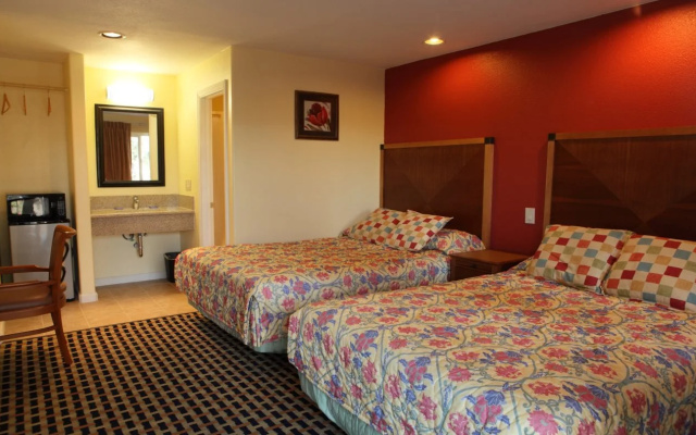 Bay Breeze Inn