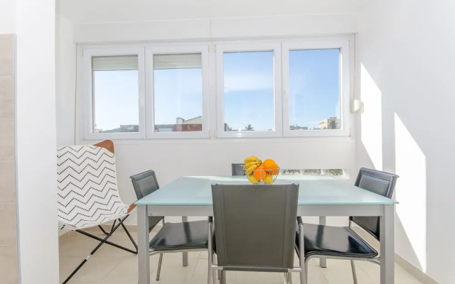 Spacious apartment Neven near center, with two AC units