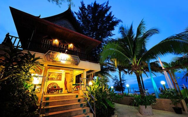 Отель Thai Kamala Beach Front вид на фасад