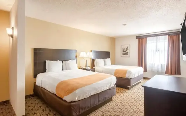 Coratel Suites