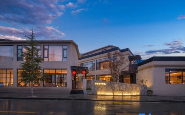 Xingzhiyue Scenic View Hotel