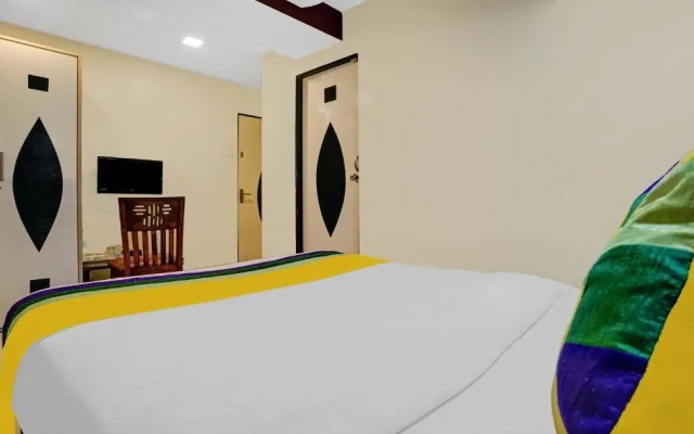 Hotel Amber Corp Inn