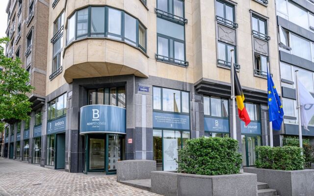 Отель B-aparthotel Ambiorix Брюссель вид на фасад