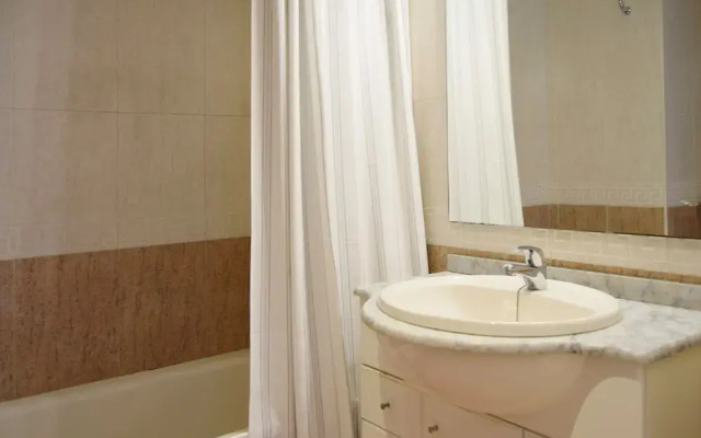 Apartamentos El Pilar 3000