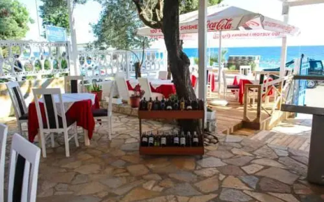Noan Hotel E Resort