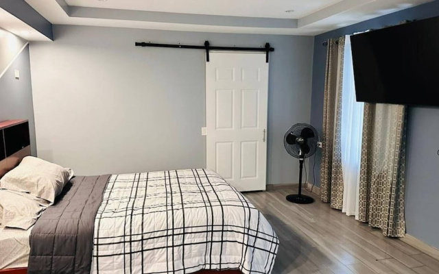 3 bed 2 Bath 15 min From Airport