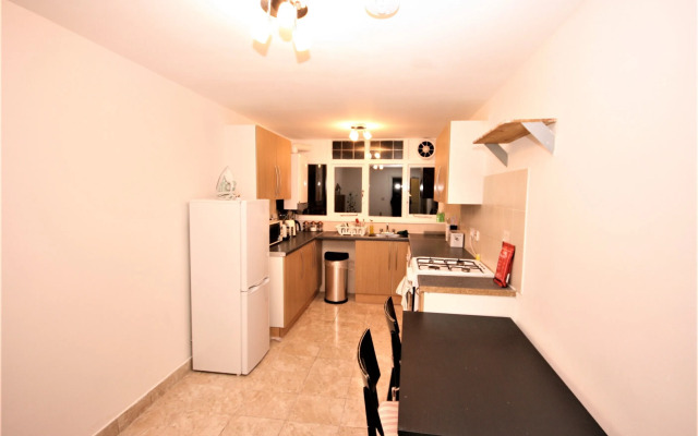 Parfett Guest House
