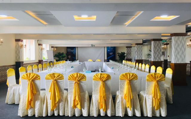 Bcons Hotel Binh Duong