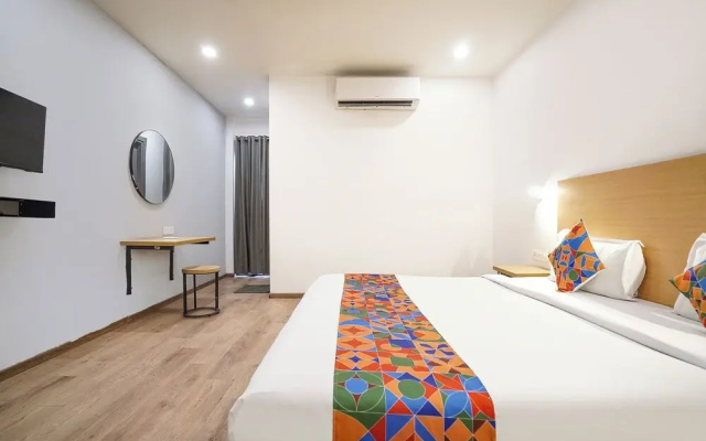 Fabhotel Royale 49