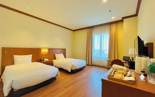 Grand Empire Hotel
