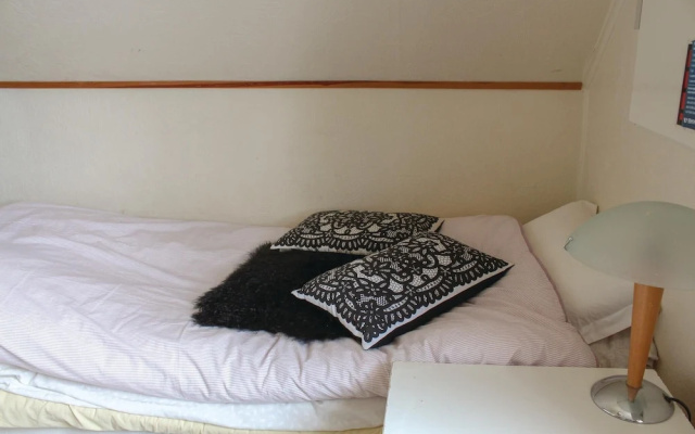 Stunning Home in Blomsterdalen With 3 Bedrooms and Wifi
