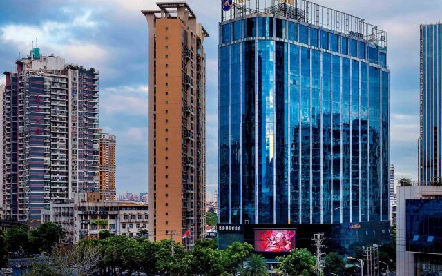 Отель Grand Mercure Xiamen Downtown Китай, Сямынь - отзывы, цены и фото номеров - забронировать отель Grand Mercure Xiamen Downtown онлайн вид на фасад