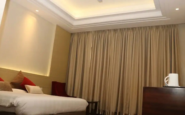 Hotel Lakhdatar