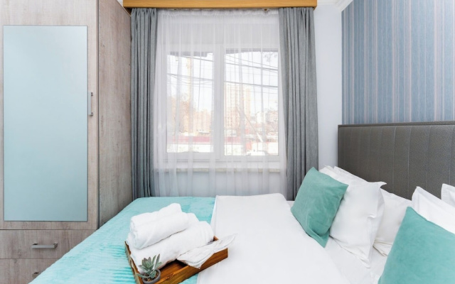 Stay Inn на ул. Лусаворича, 3