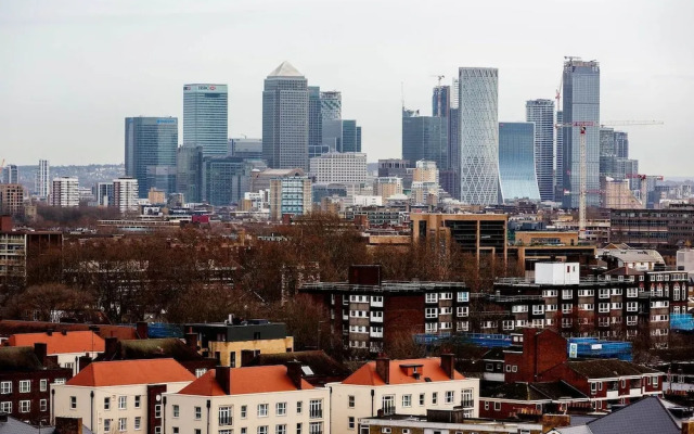 City Views From Columbia Road
