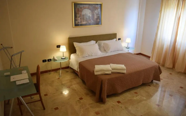 Hotel Palace 2000