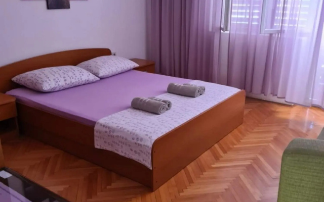 BLAžENKA - A1(4+1) IN OMIS