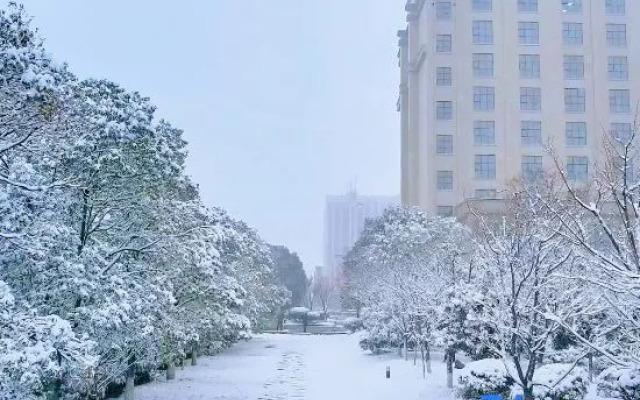 Dongyue Taiyi Hotel