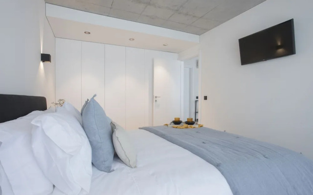 Liiiving in Gaia - Beach Seaside Apartment