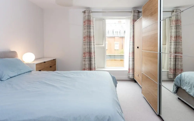 Cambridgeshire Home With a View For 2