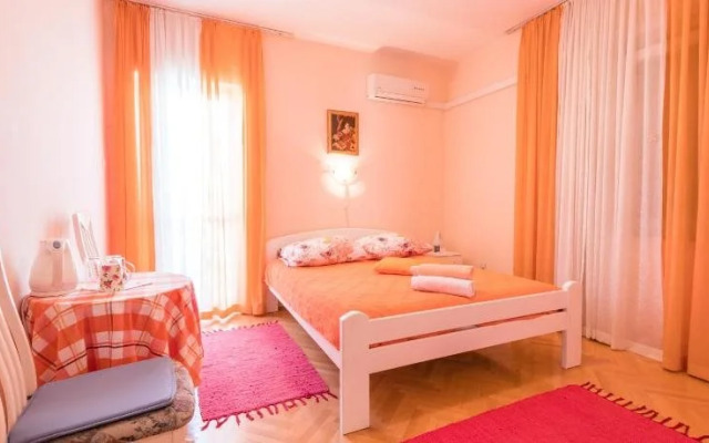 Rooms Ruža