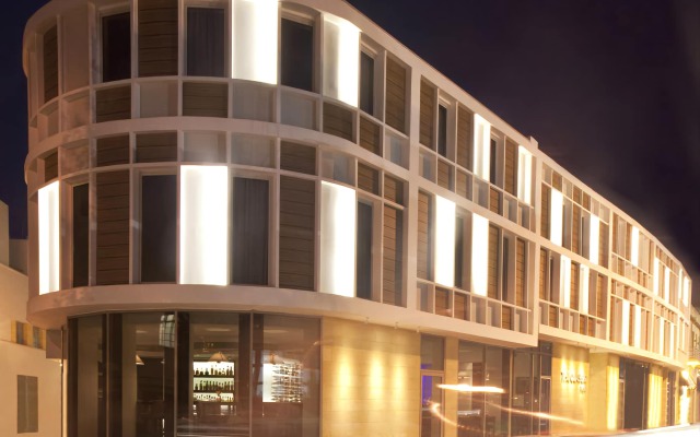 Classic Hotel вид на фасад
