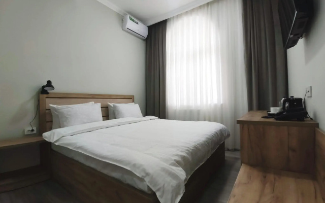 Airport Hotel 24 (Аэропорт 24)