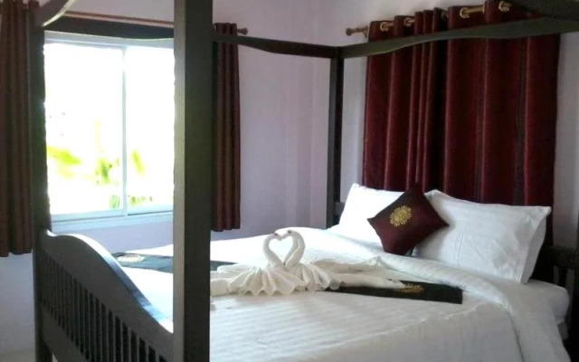 Tanaporn Resort