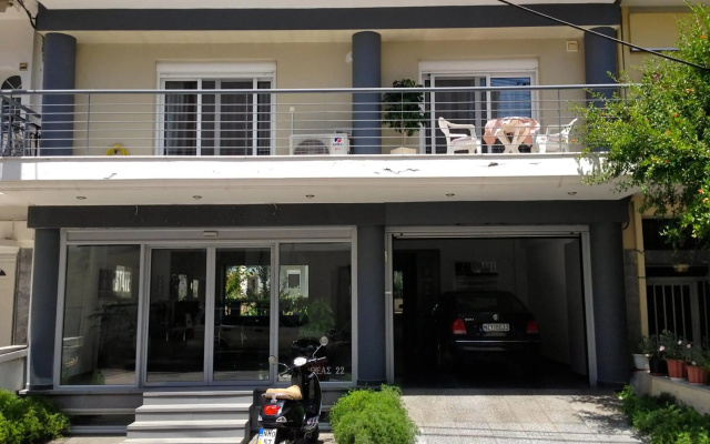 R.E.M. Apartments