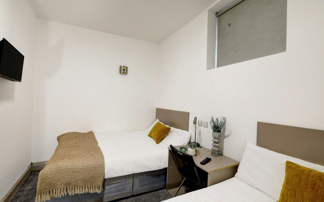 Belvilla Ilford Station Hotel, 4 min from Elizabeth line