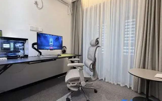HZLAB E-sports Homestay