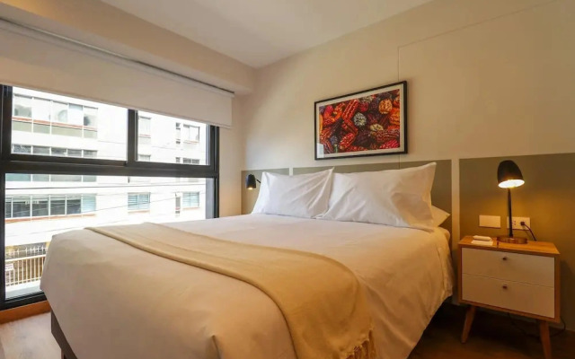 w Tranquil 2BR w Balcony in Miraflores