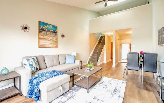 1BR Loft Near DT Cambridge - Trails and Parks