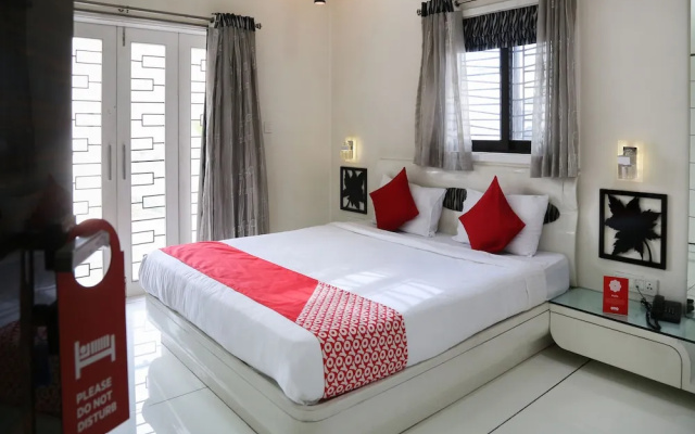 OYO 17286 Lrh Service Apartments