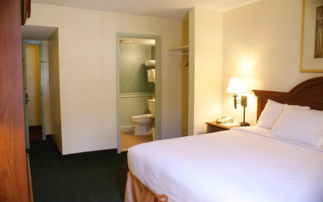Inns of Virginia Falls Church