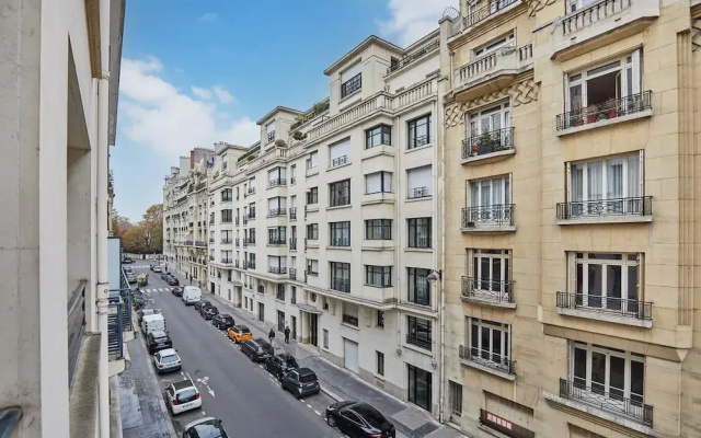Superb Apartement Tour Eiffel Invalides