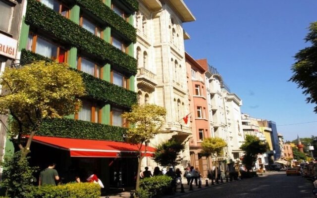 Albatros Hagia Sophia Hotel вид на фасад