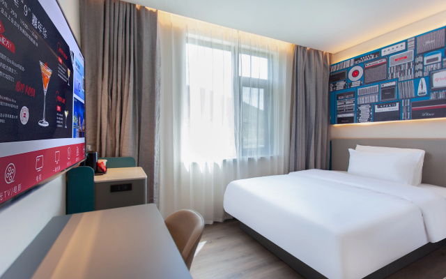 Ibis Hotel (Kangding Xinduqiao Branch)