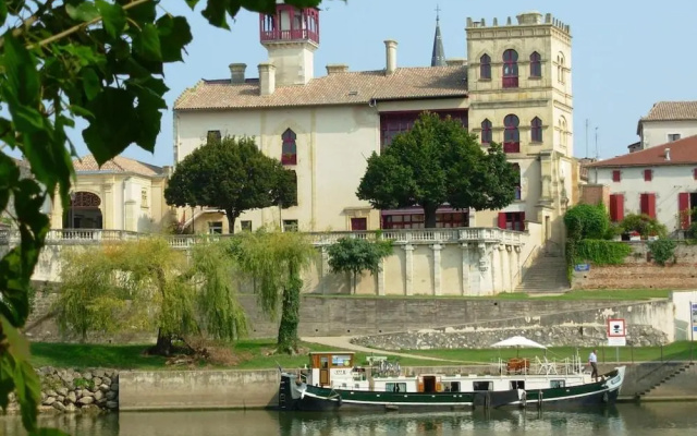 Lagrange Grand Bleu Vacances – Résidence Port Lalande