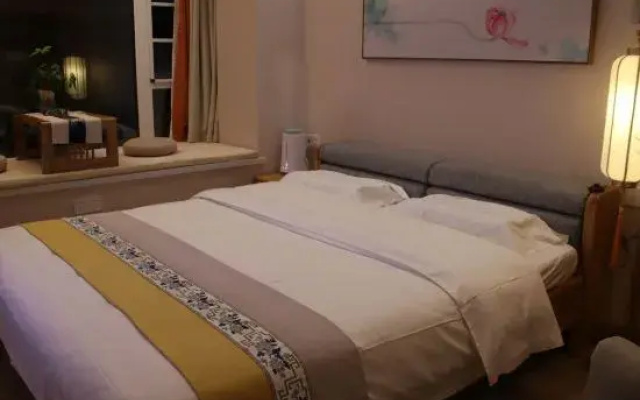 Xichang Shuiyue Jingshe Homestay