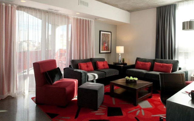 HotelRED