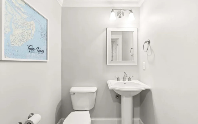 Brass Rail 220 Tybee Vacation Rentals