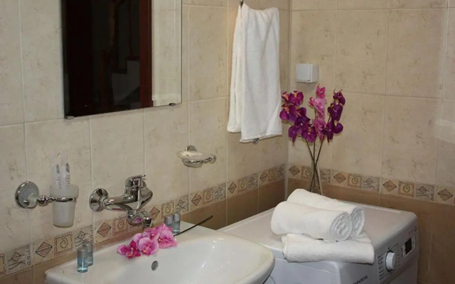 Pinerose Resort